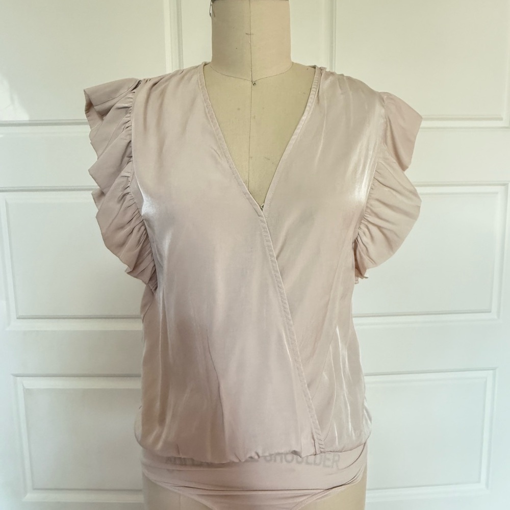 Elegant Light Pink / Blush Ruffle Sleeve Top